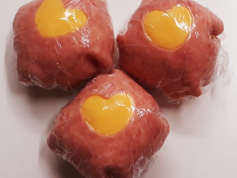 簡単!ハムとチーズで包むミニおにぎり